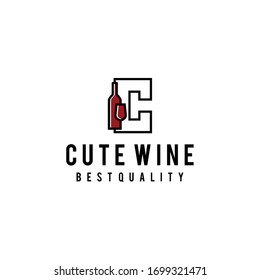 La plantilla de diseño del logotipo de vino. Ilustración del vector de uva con el icono E