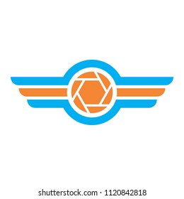 wing logo. flight icon. fly symbol. vector eps 08.