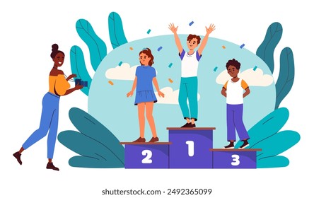 Ganadores del concurso. Mujer con cámara filma pedestal con escolares. Atletas exitosos en el podio. Logro, recompensa y premio. Los niños y las niñas celebran. Ilustración vectorial plana