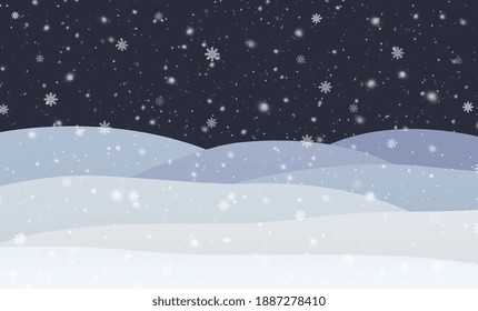 Winterschneefall mit Schneeflocken nachts. Kalte Winterlandschaft mit Schneeflüssen Weihnachten und Neujahr Hintergrund.