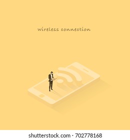 Concepto de conexión inalámbrica. Hombre de negocios está usando la computadora portátil en un teléfono inteligente. Este concepto muestra que la comunicación inalámbrica es importante para el éxito empresarial y el marketing empresarial.