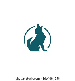 Wolf Logo Template. Vector Illustrator.