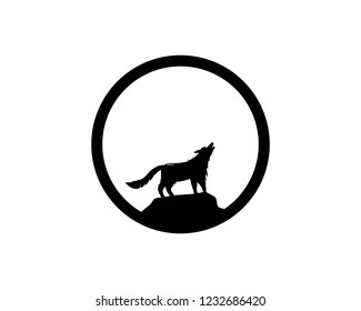 Wolf Logo vector icon illustration design