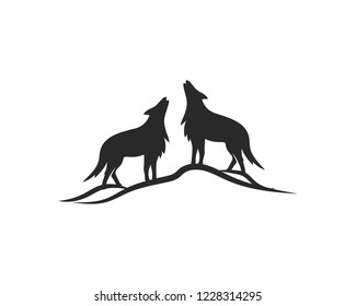 Wolf Logo vector Template