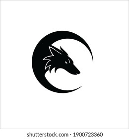 Wolf Symbol Logo. Tattoo Design. Vector Illustration.
