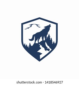 Wolf Vintage Logo Stock Vector