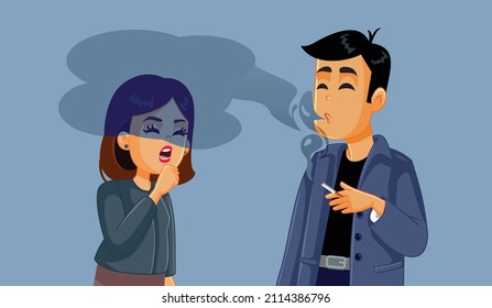 
Mujer enojada por la ilustración vectorial de los efectos pasivos sobre la salud del tabaco. Hombre egoísta exponiendo a su novia a peligros de fumar de segunda mano 
