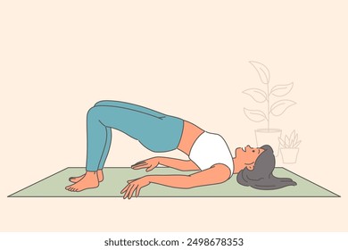 La mujer hace pilates en una estera de yoga, mostrando flexibilidad y sintiéndose mejor a través del estiramiento. Chica positiva está interesada en pilates, lo que permite tener una hermosa figura y excelente salud.