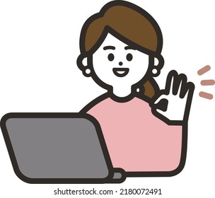 Una mujer haciendo una pose correcta usando un PC