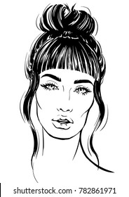 Featured image of post Bun Hairstyle Sketches From the runway to the red carpet the short bun hairstyle has been affecting women since its first appearance in ancient