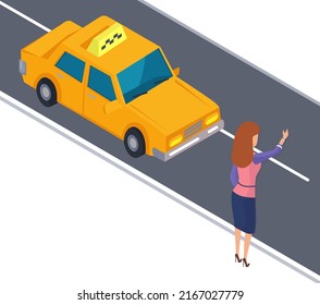 Mujer haciendo autostop en taxi en la calle de la ciudad. Chica le da la mano para detener el auto en la carretera. Señora cerca del vehículo del servicio de taxi amarillo. Ilustración vectorial de transporte de pasajeros por encargo de carácter femenino