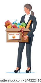 Mujer sosteniendo caja de cartón llena de comida. Artículos necesarios para la donación. Agua, pan, carne, leche, frutas y verduras. Banco de alimentos, caridad, concepto de acción de gracias. Ilustración vectorial plana