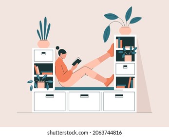 Mujer leyendo un libro, sentada junto a una librería. Biblioteca doméstica, educación, concepto de conocimiento. Un lugar confortable para relajarse en una casa, acogedor y moderno interior. Ilustración vectorial plana aislada