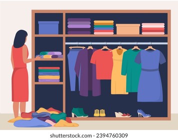 Mujer parada frente a un armario abierto con ropa colgando dentro y un montón de ropa en el suelo. Limpieza de arrojar cosas a casa, organizar la orden de ropa. Ilustración del vector