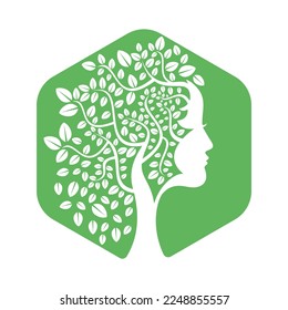 Diseño de plantilla de vectores de árbol de mujer. La Mujer Enfrenta El Diseño Del Vector De Hojas.