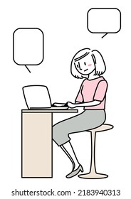 Mujer usando computadora portátil en el escritorio. Joven feliz trabajando en un ordenador portátil, charlando con el cliente en el mostrador del café. Mujer charlando con un amigo en línea vía computadora. Globos de voz incluidos.
