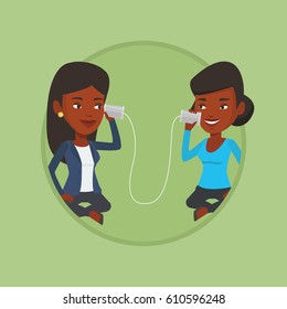 Mulheres discutindo algo usando lata de lata de telefone. Mulher recebendo mensagem de amigo em lata de lata de telefone. Meninas conversando através de telefone estanho Vetor desenho plano ilustração no círculo isolado no fundo