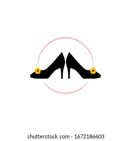 Women's shoes logo design vector template. BeautIful shoes logo illustration.