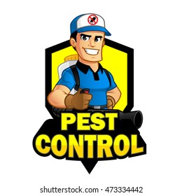 Worker with equipment pest extermination
