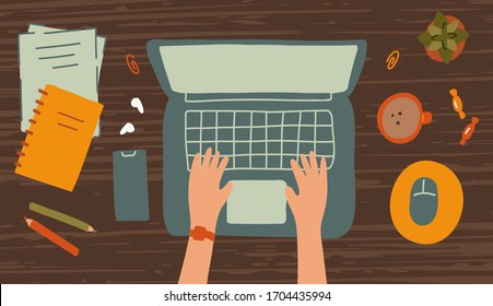 Computadora de escritorio con portátil, café, bolígrafos y planta.Concepto de trabajo remoto. Ilustración dibujada a mano con textura. 
