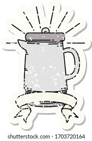 pegatina vieja desgastada de una cafetera al estilo de un tatuaje