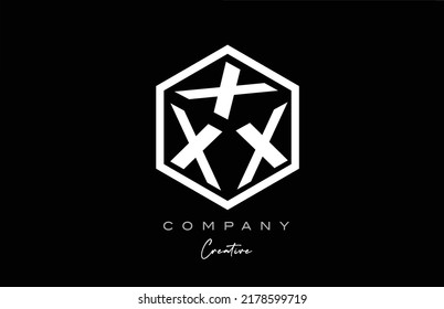 Diseño de icono de la letra del alfabeto del cubo X con diseño de polígono. Plantilla creativa de tres letras para empresas y negocios