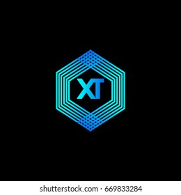 X T Logo
