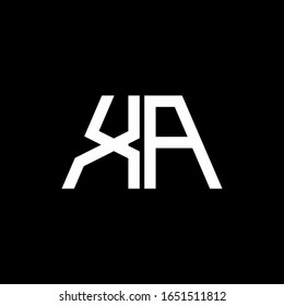 Monograma abstracto del logotipo XA aislado en fondo negro