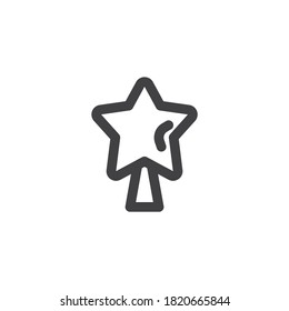 Xmas tree star line icon. linear style sign for mobile concept and web design. Christmas star outline vector icon. Symbol, logo illustration. Vector graphics