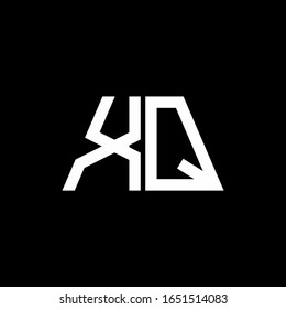 Monograma abstracto del logotipo XQ aislado en fondo negro