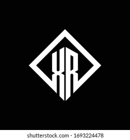 Monograma del logotipo XR con plantilla de diseño de estilo giratorio cuadrado