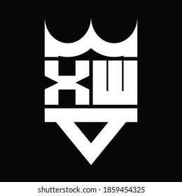 XW-Logo-Monogramm mit Kronform einzeln auf schwarzem Hintergrund