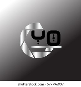 Y O Logo