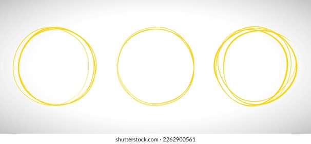 Línea de círculo amarillo dibujada a mano. Resaltar el círculo de dibujo a mano aislado en el fondo. Círculo redondo escrito a mano. Para marcar texto, nota, icono de marca, número, lápiz de marcadores, revisión de lápiz y texto, vector