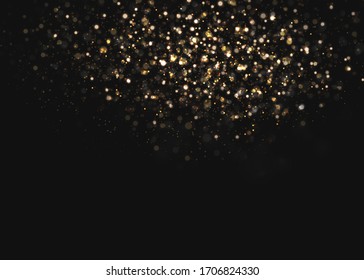 Gelber Staub. Bokeh-Effekt. Schönes Licht blinkt. Staubpartikel fliegen im All. horizontale Lichtstrahlen. Glühende Staubstreifen auf dunklem Hintergrund.