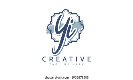 Iniciales YI, vector de logotipo de escritura a mano