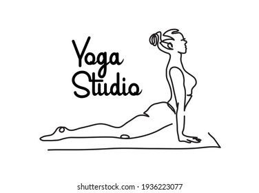 Yoga Studio einfache Vektorsignatur, Poster, Banner. Eine fortlaufende Zeichnung der Frau in aufwärts gerichteter Hunde-Yoga-Pose.