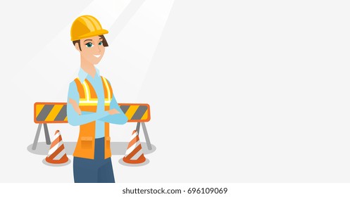 Jóvenes constructores parados en el fondo de la construcción con barreras de tránsito. Constructor de pie con los brazos cruzados. Creador de confianza con sombrero duro. Ilustración de diseño plana vectorial. Diseño horizontal.
