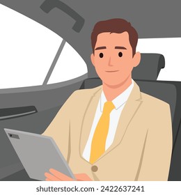 Un joven empresario pasajero de un coche sentado en el asiento trasero con un smartphone de tablet trabajando en el camino. Ilustración vectorial plana aislada en fondo blanco