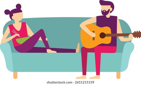 Jovem casal relaxando em casa no sofá, o homem barbudo está tocando um violão e a mulher está comendo uma tigela de macarrão com pauzinhos