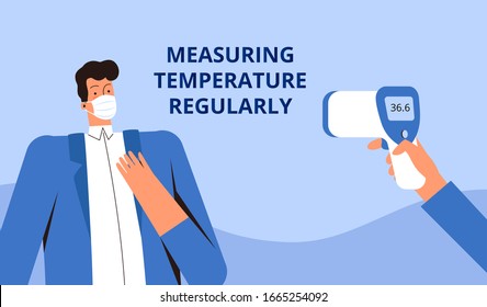 Der junge Mann in einer medizinischen Schutzmaske misst die Temperatur mit einem Fernthermometer. Poster bittet Sie, Ihre Temperatur regelmäßig zu überprüfen. Corvirus-Kontrollkonzept COVID-2019