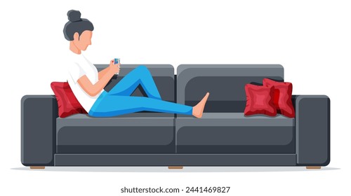 Junge Frau, die ein Smartphone in der Hand hält und auf einem Sofa liegt. Weibliche Figur mit Smartphone auf der Couch. Lässige Mädchen Chilling und Surfen in sozialen Medien auf mobilen Geräten. Cartoon flache Vektor-Illustration