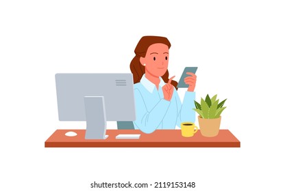 Mujer joven sentada en el ordenador usando el teléfono. Trabajador administrativo de oficina, consulta móvil, ilustración vectorial plana