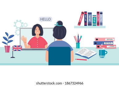 Joven estudiando en línea. Carácter femenino está estudiando inglés en línea con un profesor. Concepto de educación a distancia, formación y cursos en línea, escuela de idiomas. Ilustración de vector plana.