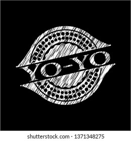 Yo-yo written with chalkboard texture