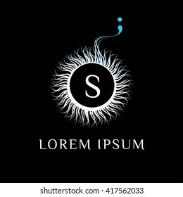 Z letter luxury elegant vector logo template (sign, symbol, emblem, ornament). Boutique, Hotel, Fashion sign. Stylish and graceful floral monogram design. Letter emblem.