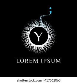 Z letter luxury elegant vector logo template (sign, symbol, emblem, ornament). Boutique, Hotel, Fashion sign. Stylish and graceful floral monogram design. Letter emblem.