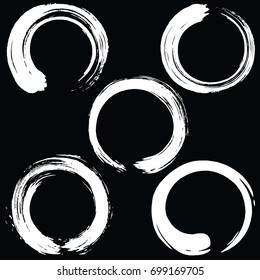 Zen Circle Brush Set. Black and White. Vector Illustration 