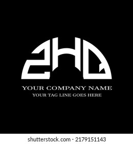 Diseño creativo del logotipo de la letra ZHQ con gráfico vectorial