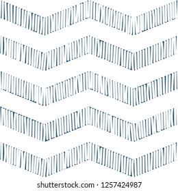 zig zag hand drawn seamless pattern 